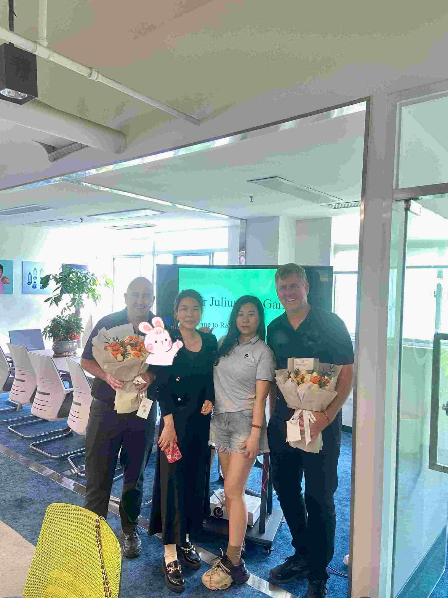 Welcome Australian customers to visit our factory